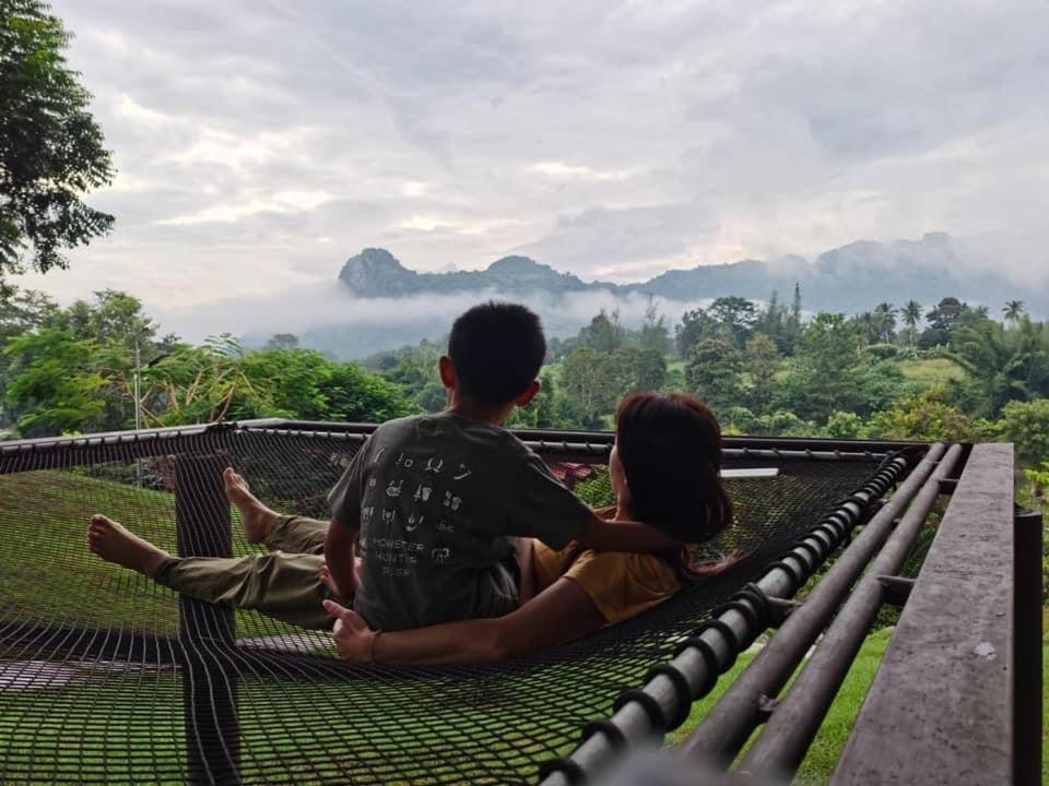 Baanrai Khunya บ้านไร่คุณย่า Ban Huai Maenam Noi Zewnętrze zdjęcie