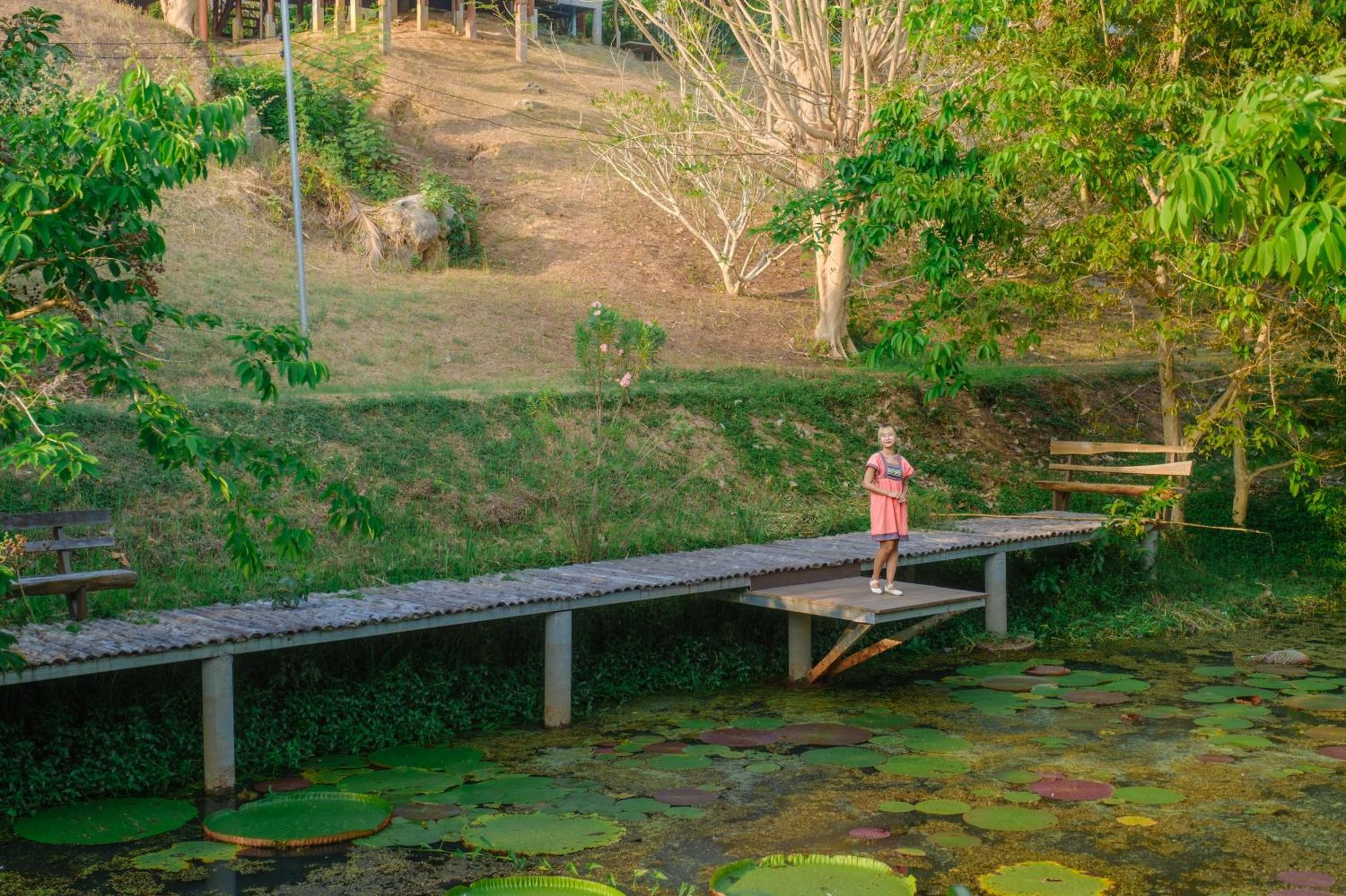 Baanrai Khunya บ้านไร่คุณย่า Ban Huai Maenam Noi Zewnętrze zdjęcie